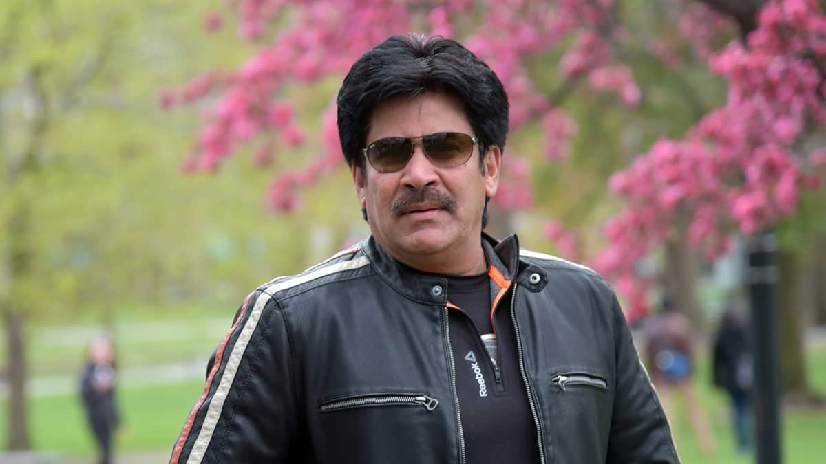 ‘बगान’मार्फत निर्देशनमा  खनाल